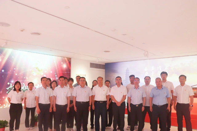 PA视讯官方网站组织党员干部参观延长石油反腐倡廉教育基地